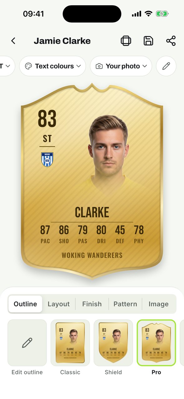 Card editor showing a gold player card with ratings
